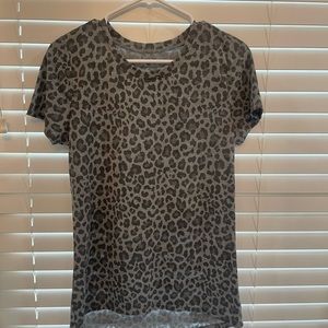 grey lepord shirt